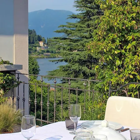 Elegant In With Terrace And Lake View Appartamento Cernobbio