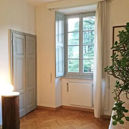 Elegant In With Terrace And Lake View Lägenhet *