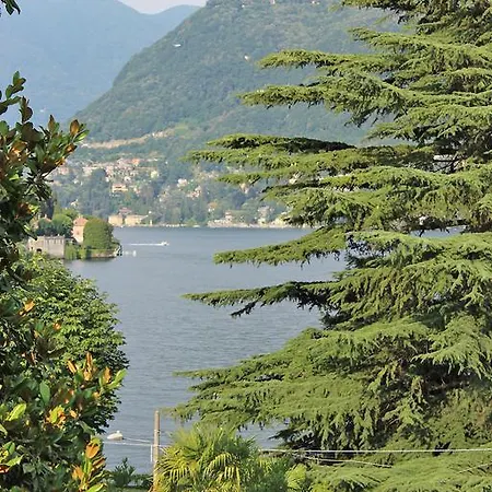 Lägenhet Elegant In With Terrace And Lake View Cernobbio